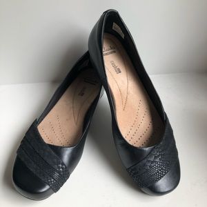 Clarks genuine Leather Black loafers